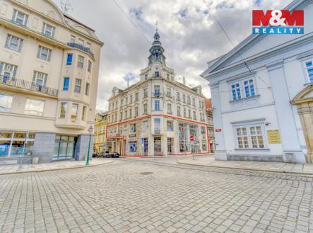 Pronájem obchodní prostor, 598 m²