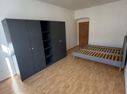 Pronájem bytu, 1+1, 44 m²