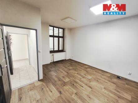 Pronájem kanceláře, 80 m²