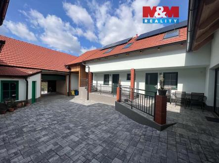 Prodej hotel, 350 m²