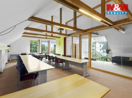 Prodej hotel, 1 100 m²