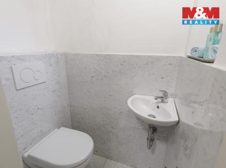 Pronájem bytu, 3+kk, 64 m²