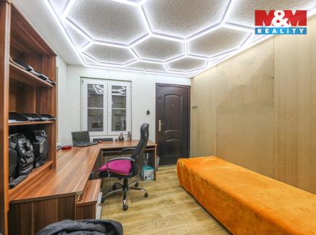 Prodej skladovací prostor, 482 m²