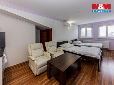 Pronájem bytu, 1+kk, 27 m²