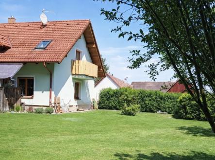 Pronájem bytu, 1+kk, 22 m²