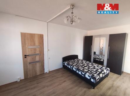 Pronájem bytu, 1+1, 38 m²