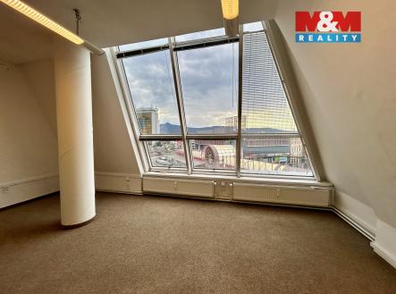 Pronájem obchodní prostor, 170 m²