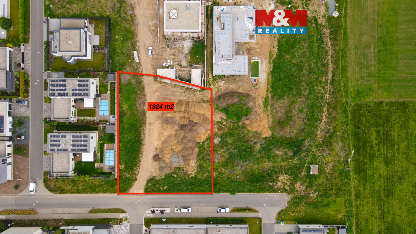 Vyznačení pozemku 1924 m2.jpg