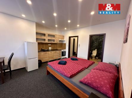 Pronájem bytu, 3+1, 143 m²