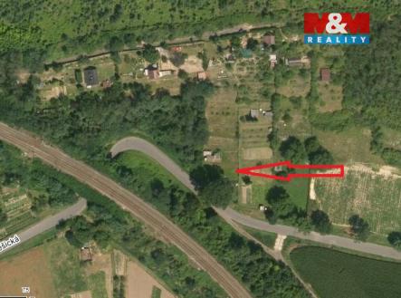 Prodej pozemku, zahrada, 1 330 m²