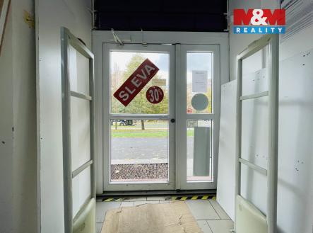 Pronájem obchodní prostor, 1 000 m²