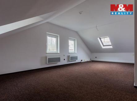 Pronájem kanceláře, 120 m²