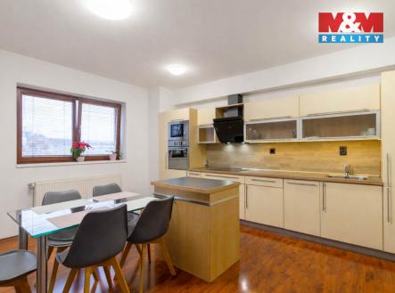 Pronájem bytu, 3+kk, 82 m²