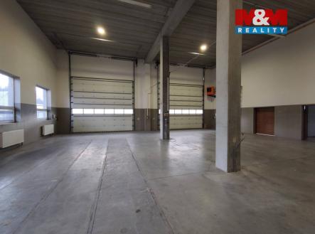 Pronájem výrobní prostor, 1 295 m²
