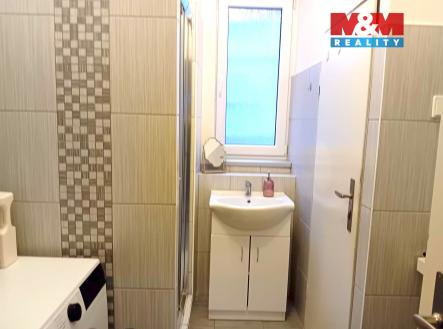 Pronájem skladovací prostor, 68 m²