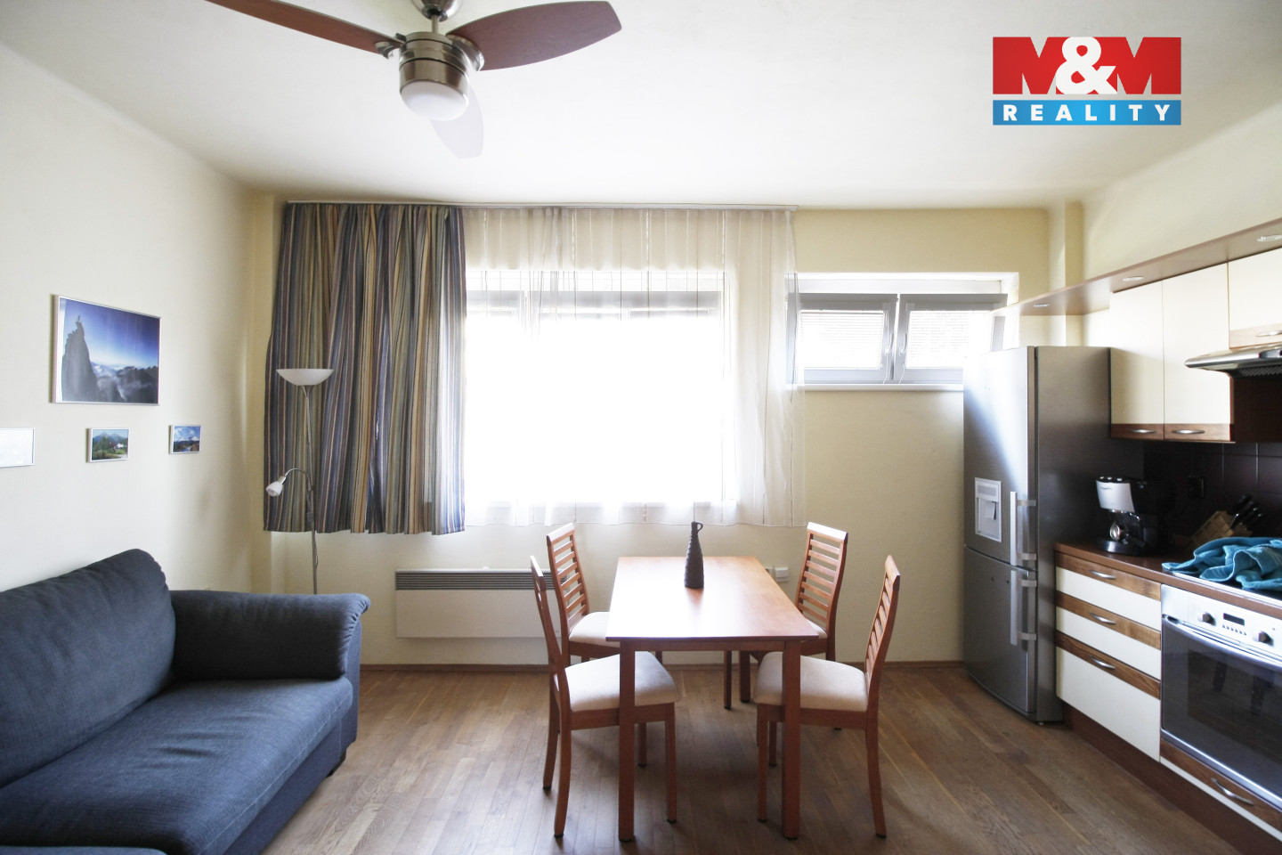 Byt_IV_06_obyvaci pokoj.jpg