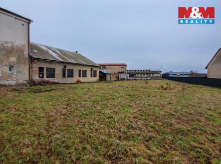 Pronájem obchodní prostor, 675 m²