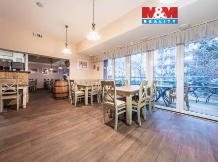 Pronájem restaurace, 616 m²