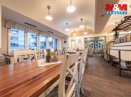 Pronájem restaurace, 616 m²