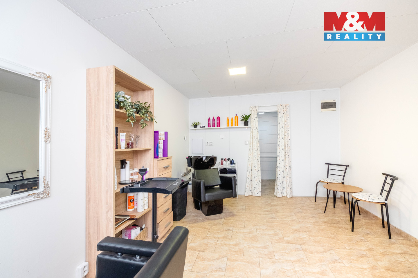 Pronájem nebytového prostoru, 22 m², Praha 6, ul. Nevanova