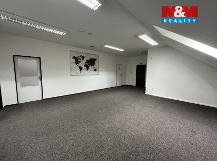 Pronájem obchodní prostor, 165 m²