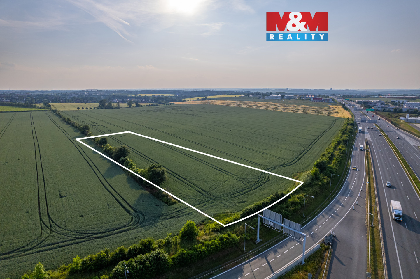 933623 - Prodej pole 1/2, 17801 m², Nupaky