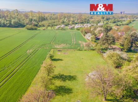 Prodej pozemku pro bydlení, 1 300 m²