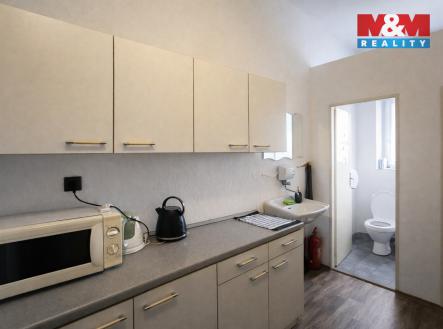 Pronájem kanceláře, 66 m²