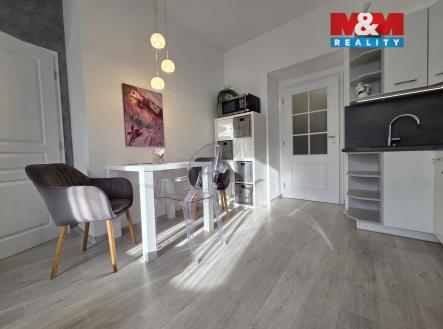 Pronájem bytu, 2+kk, 46 m²