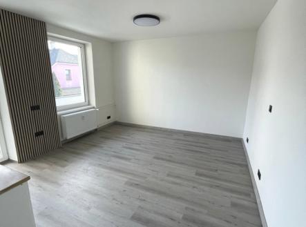 Pronájem bytu, 1+kk, 30 m²