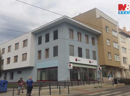 Pronájem obchodní prostor, 185 m²