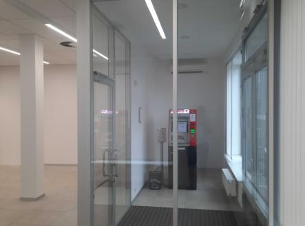 Pronájem obchodní prostor, 185 m²