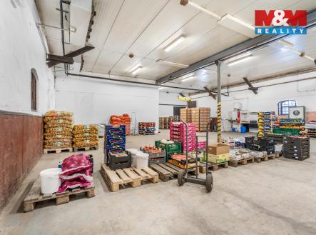 Prodej skladovací prostor, 826 m²