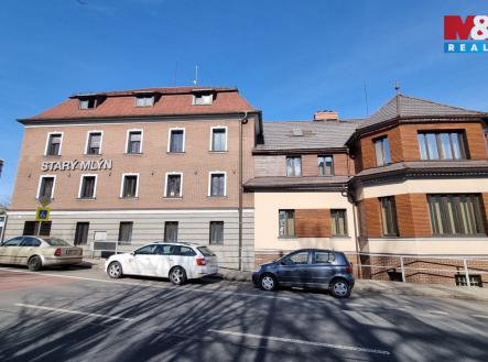 Pronájem kanceláře, 89 m²