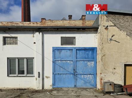 Pronájem obchodní prostor, 180 m²