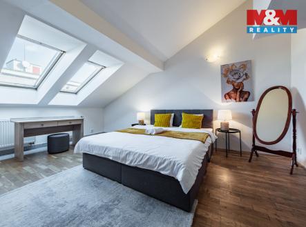 Prodej bytu, jiný, 300 m²