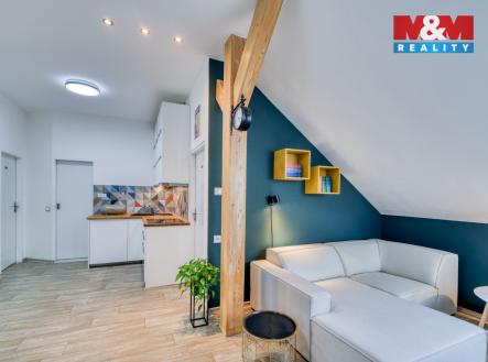 Pronájem bytu, 3+kk, 60 m²