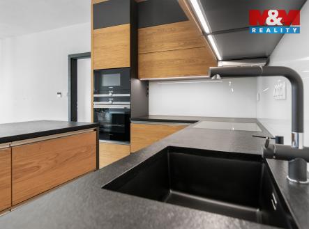 Pronájem bytu, 3+kk, 100 m²