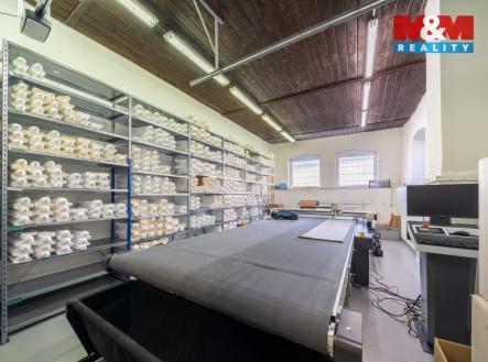 Pronájem kanceláře, 172 m²