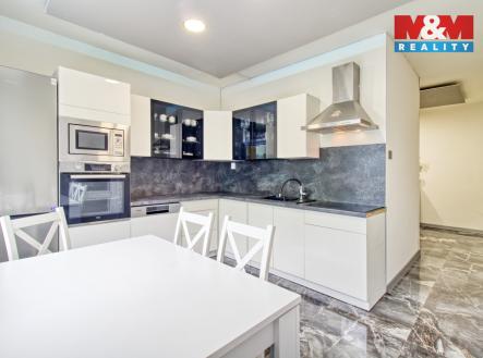 Prodej bytu, 2+1, 60 m²