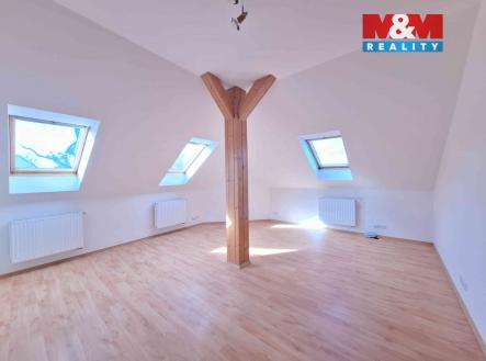 Prodej kanceláře, 310 m²