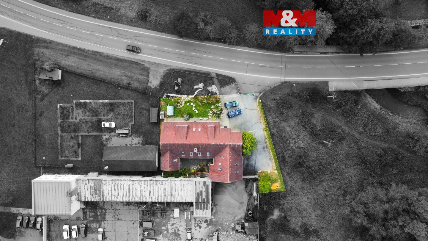 dji_fly_20231025_140910_303_1698301832683_photo_optimized kopie.jpg