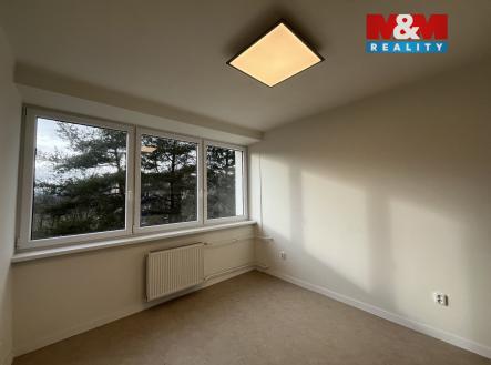 Pronájem bytu, 1+kk, 35 m²