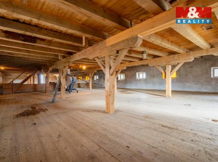 Prodej domu/vily, 1 072 m²