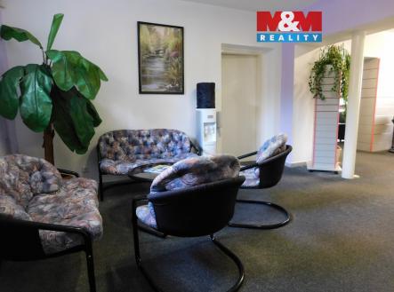 Pronájem kanceláře, 140 m²