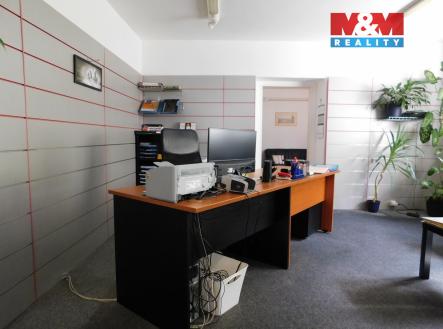 Pronájem kanceláře, 140 m²