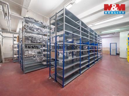 Pronájem kanceláře, 985 m²