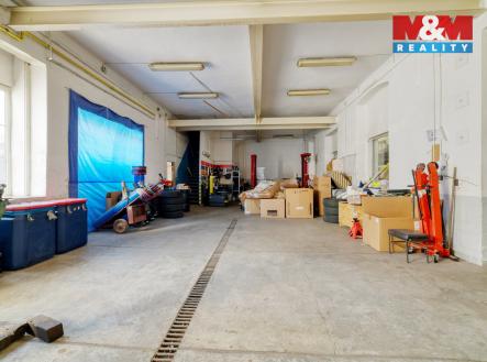 Prodej obchodní prostor, 932 m²