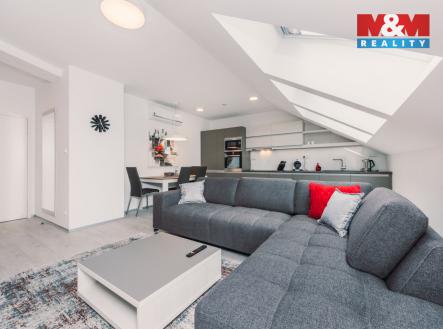 Pronájem bytu, 2+kk, 68 m²