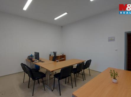 Pronájem obchodní prostor, 68 m²